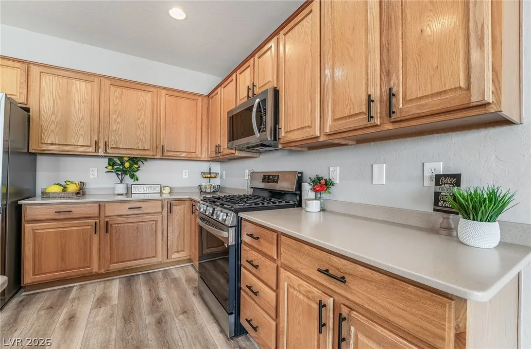2593 CORVUS Street — photo 5