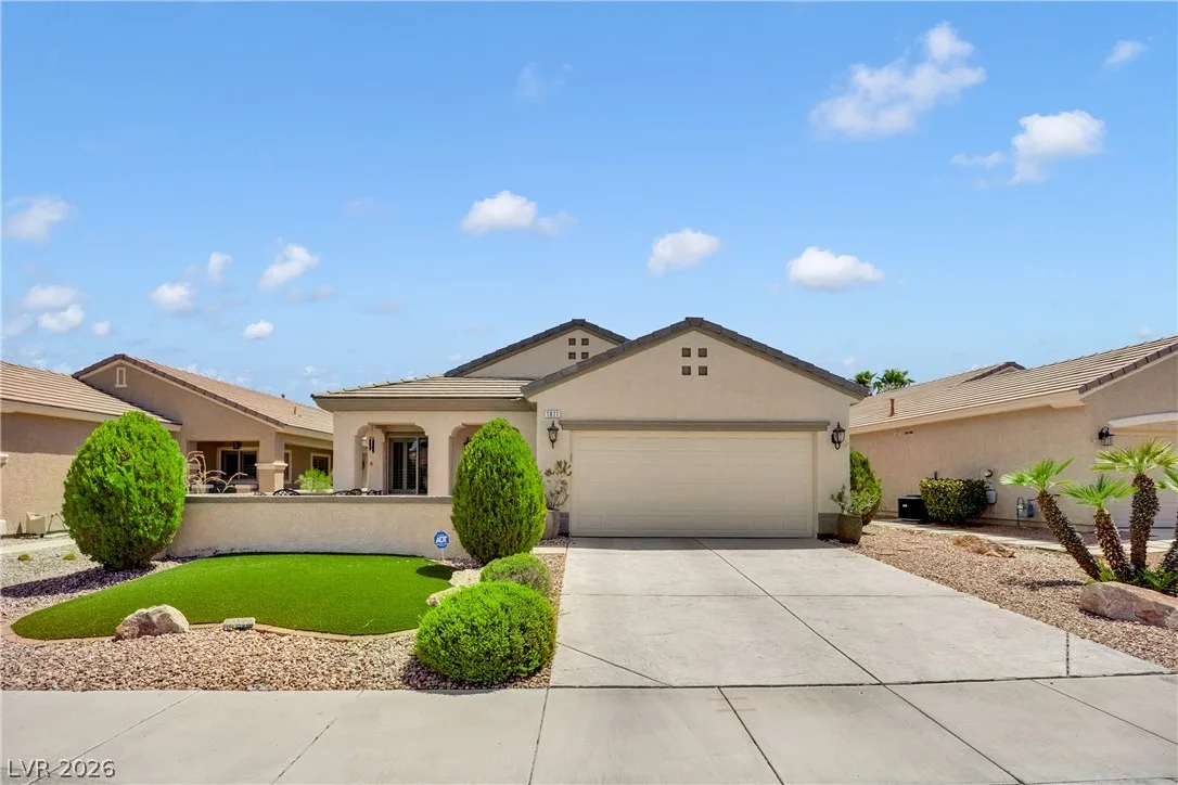 1811 Tiger Creek Avenue — photo 1