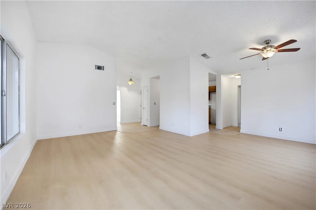 1821 South Christy Lane — photo 5