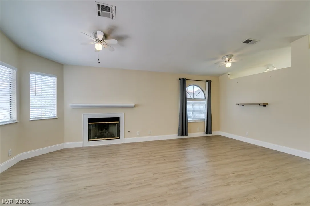 2325 Ramsgate Drive — photo 3