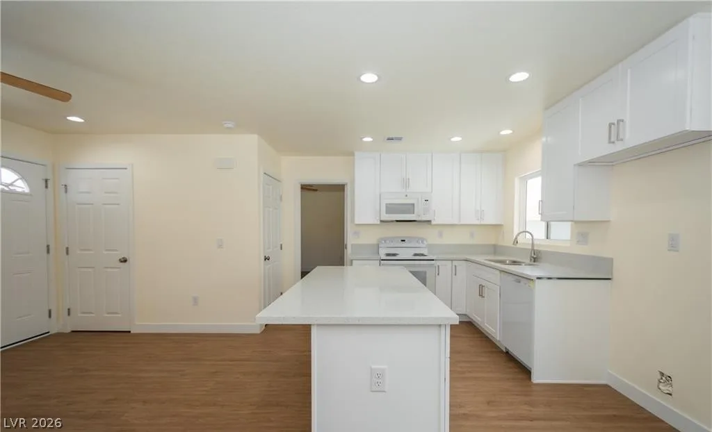 660 East San Lorenzo Street 2 — photo 3