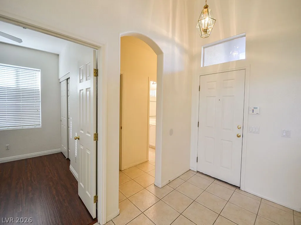 10325 WHISPY WILLOW Way — photo 3 of 14