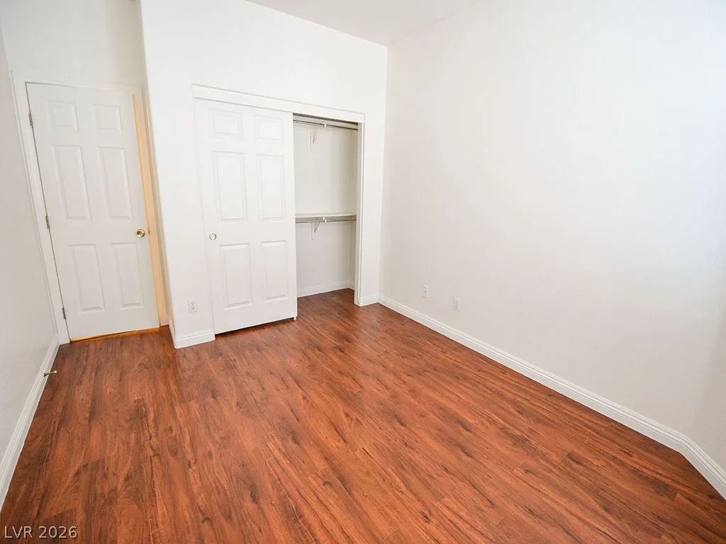 10325 WHISPY WILLOW Way — photo 4 of 14
