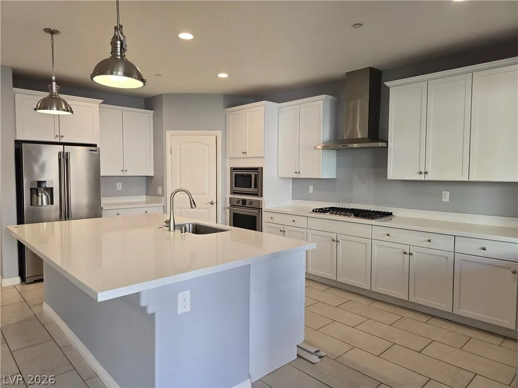 2926 Tremont Avenue — photo 4