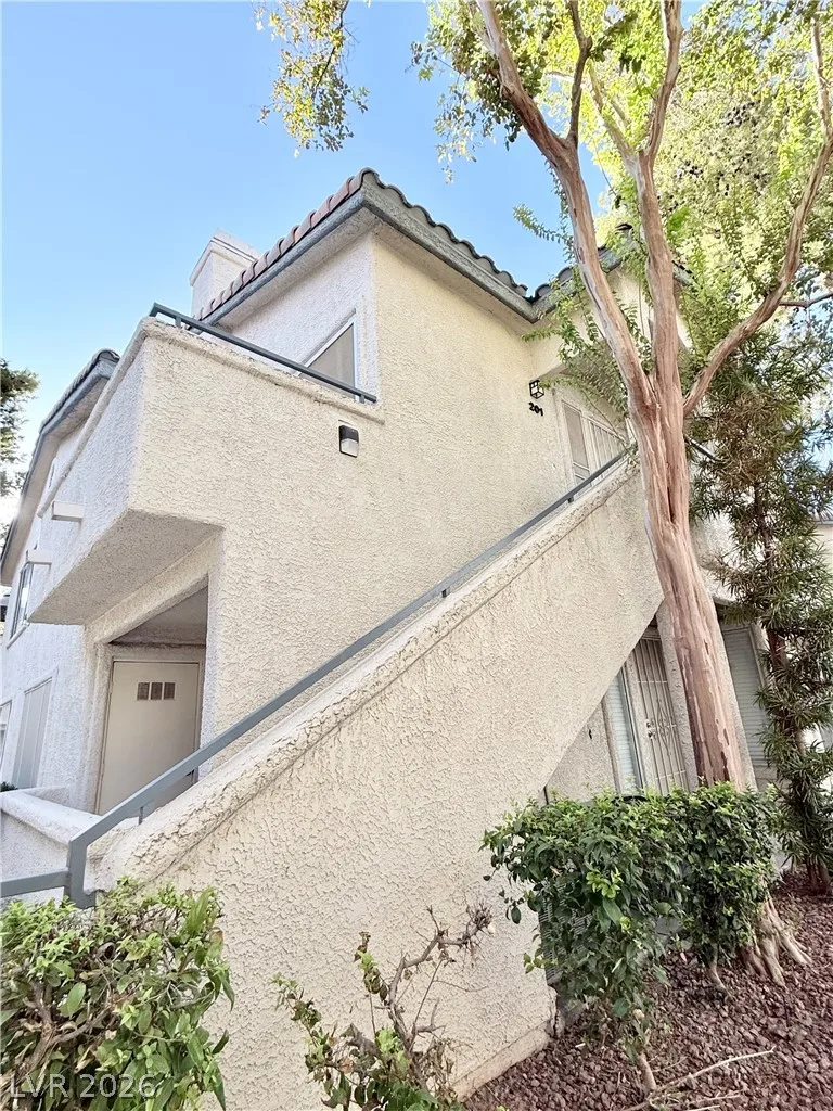 3083 Casey Drive 201 — photo 4