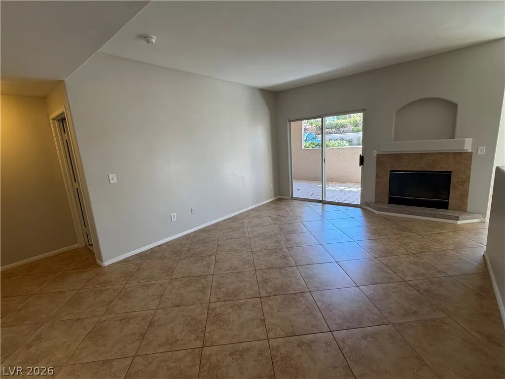 2050 West Warm Springs Road 4011 — photo 4