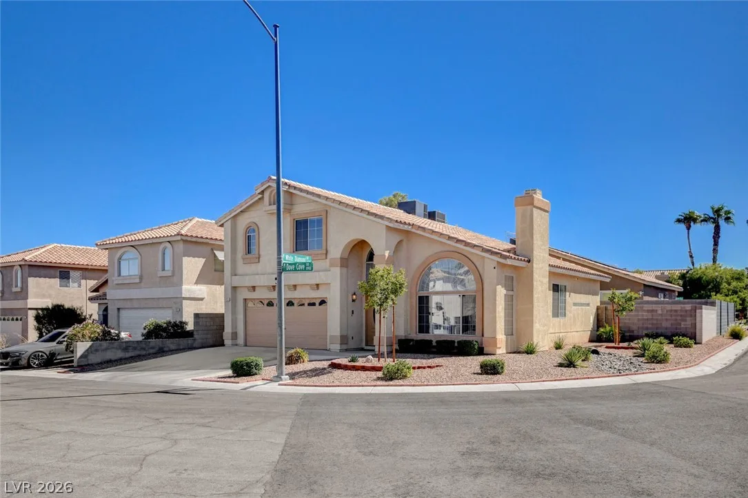 8963 Dove Cove Drive — photo 1