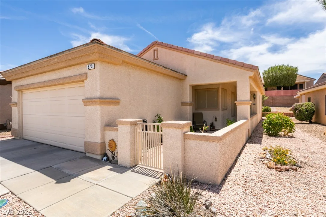 573 Carmel Mesa Drive — photo 2