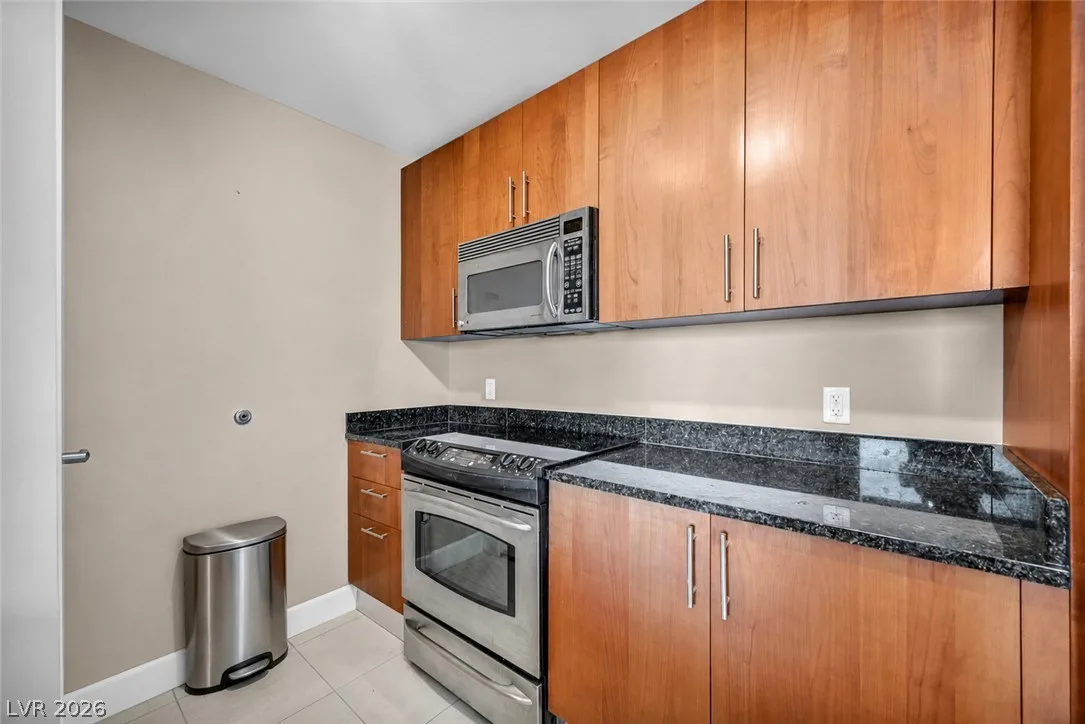 200 West Sahara Avenue 2709 — photo 3