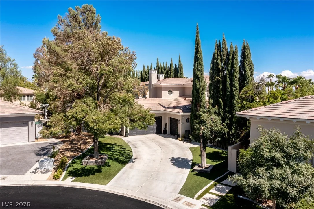 204 Satin Mist Court — photo 2