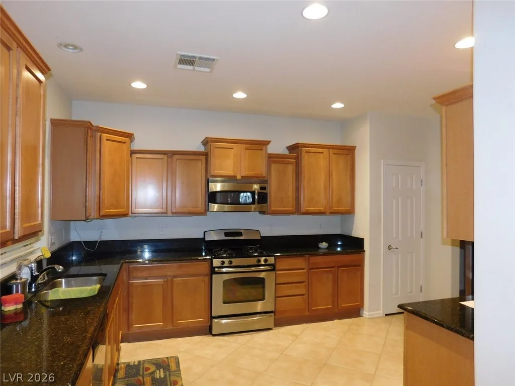 4012 Shetland Pony Street — photo 4