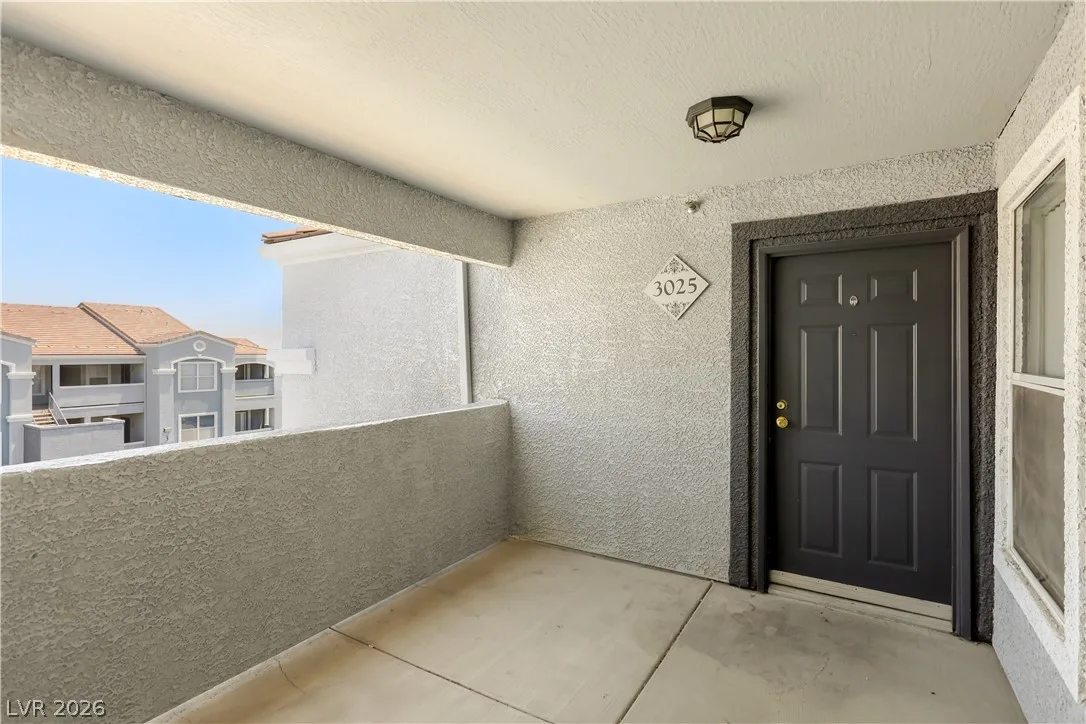 6955 North Durango Drive 3025 — photo 4