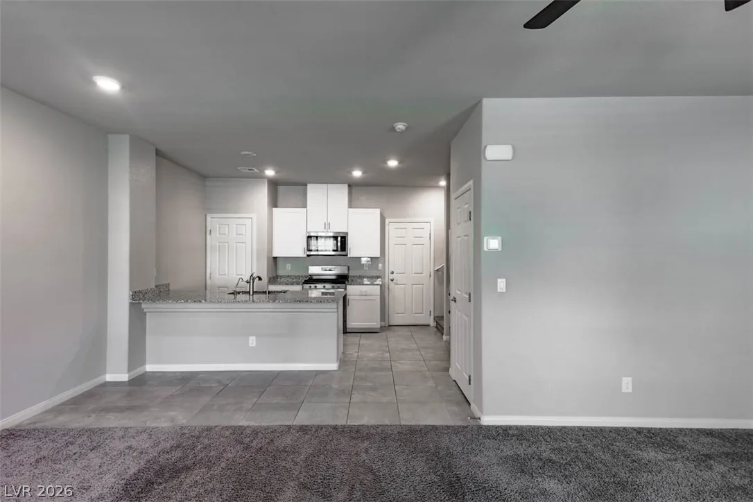 7416 Sunray Point Street — photo 4
