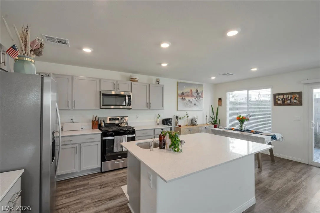 3428 Rush Avenue — photo 5