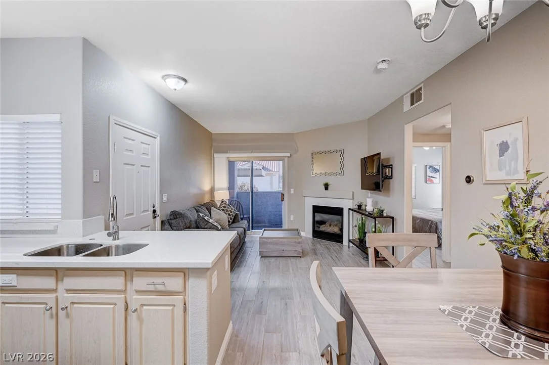 855 North Stephanie Street 1013 — photo 3