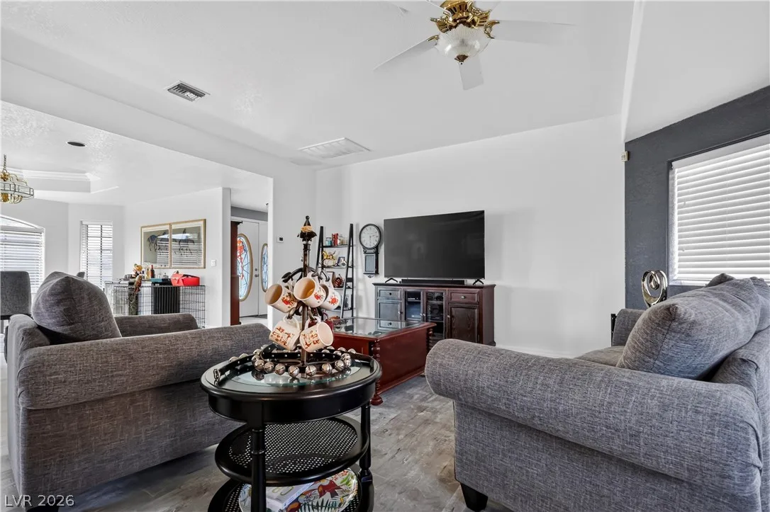 3670 Catalina Drive — photo 4