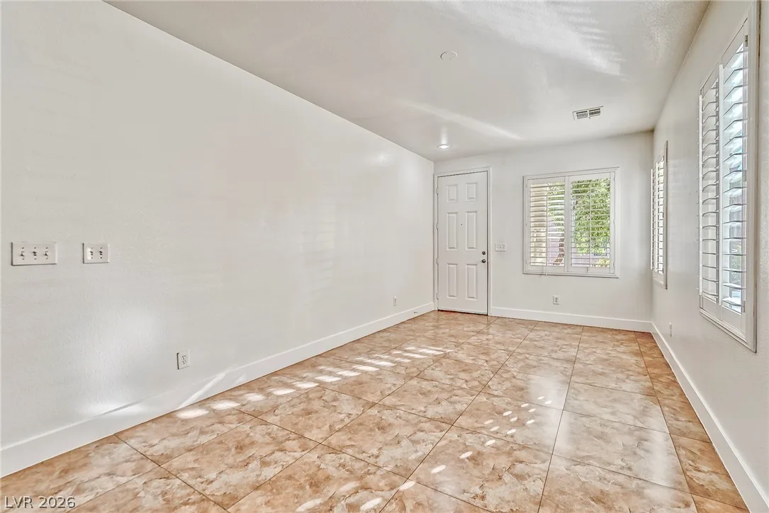 916 SHINING ROSE Place — photo 5