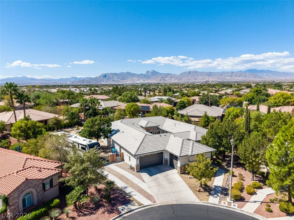 6907 Kelp Ledge Court — photo 2