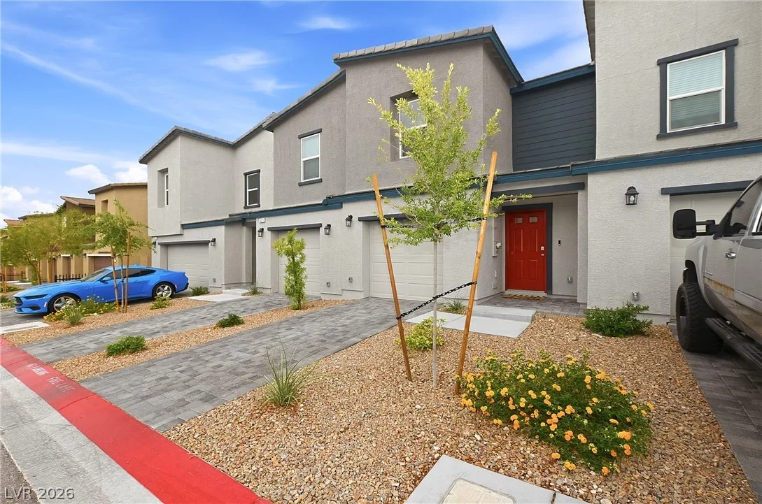10923 Heatherford Avenue — photo 3