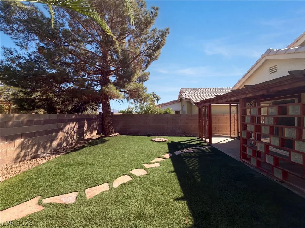 6916 Troubador Drive — photo 5