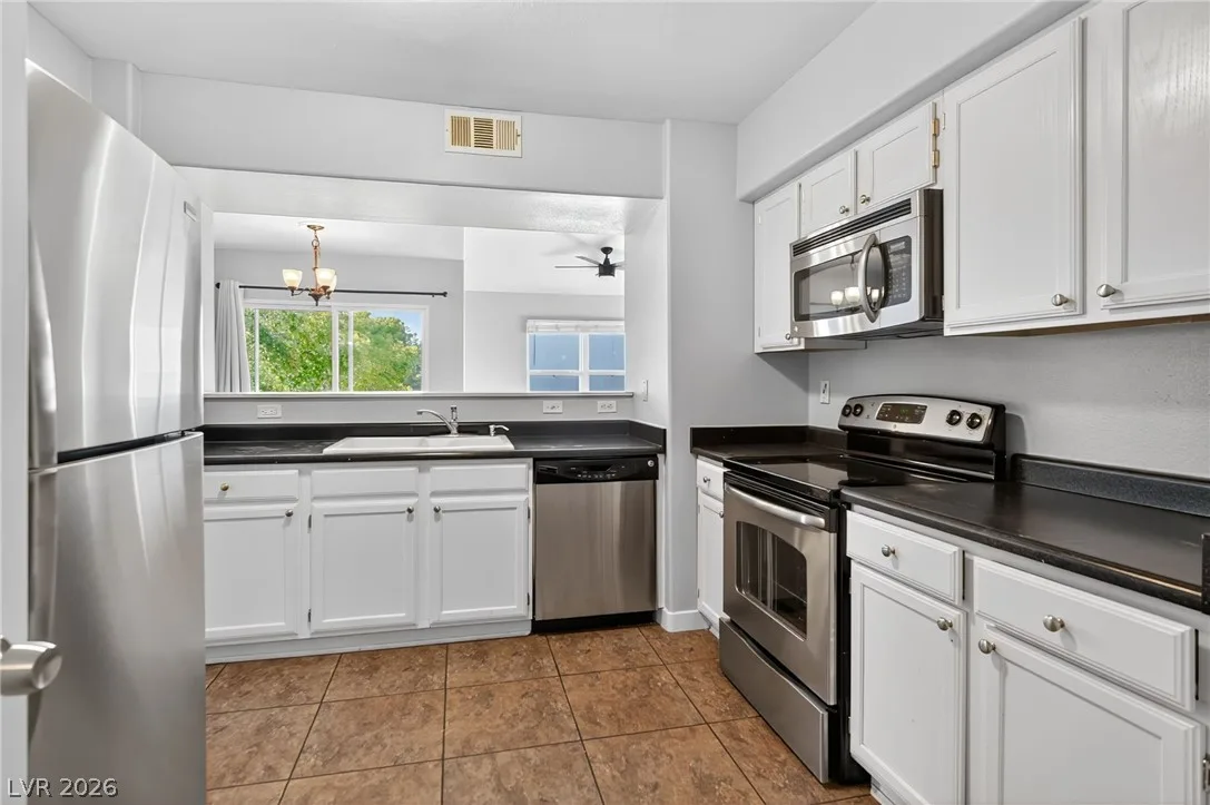 7255 West Sunset Road 2144 — photo 5