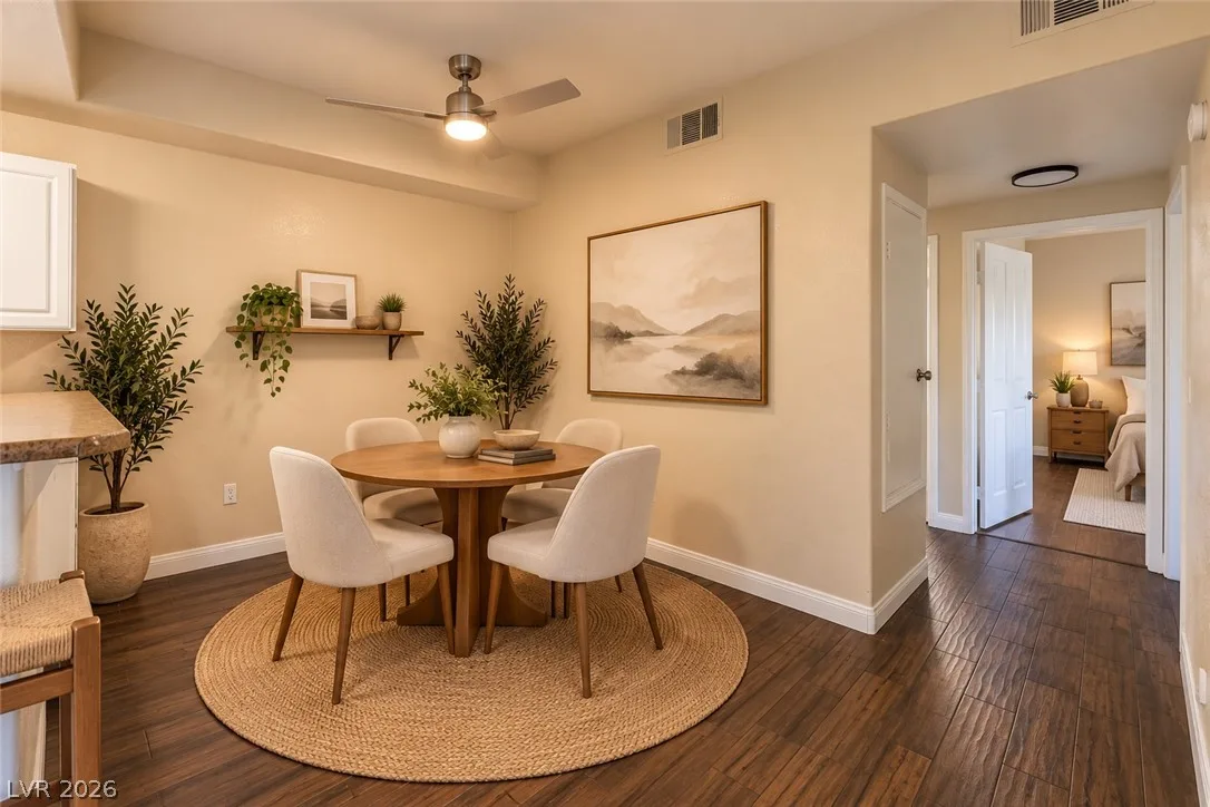 8250 North Grand Canyon Drive 1006 — photo 3