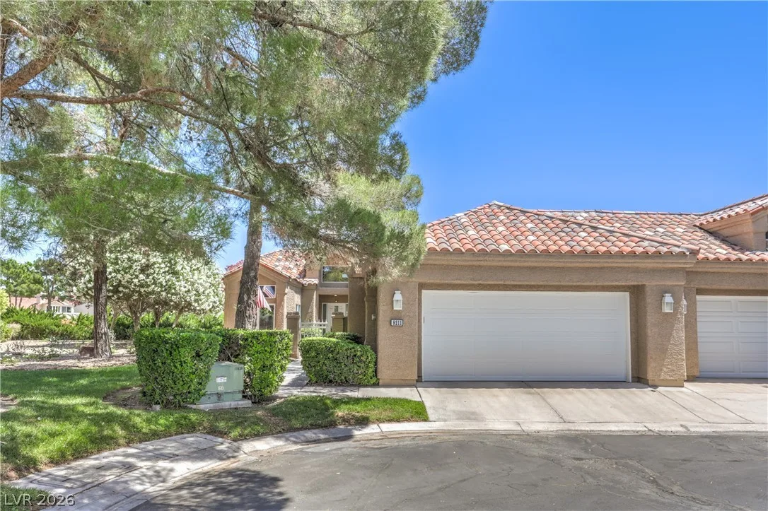 8211 Round Hills Circle — photo 1