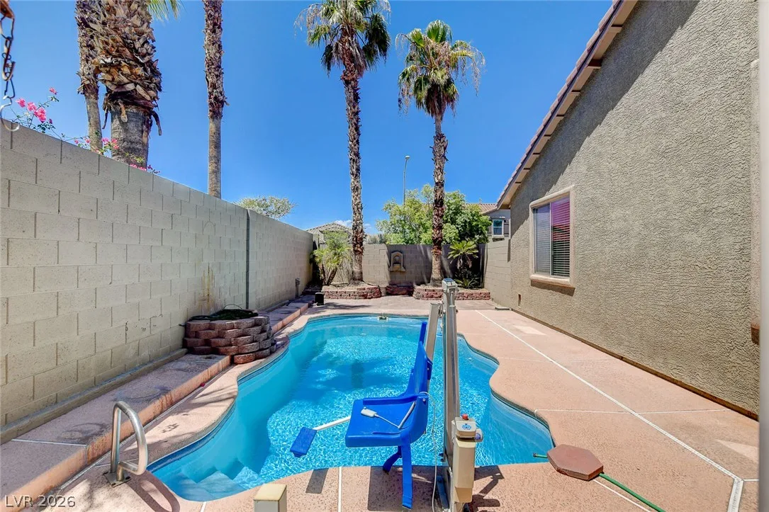 849 Ashford Way — photo 1