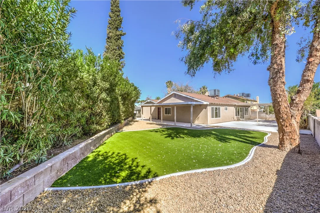 3939 Cedaredge Court — photo 3