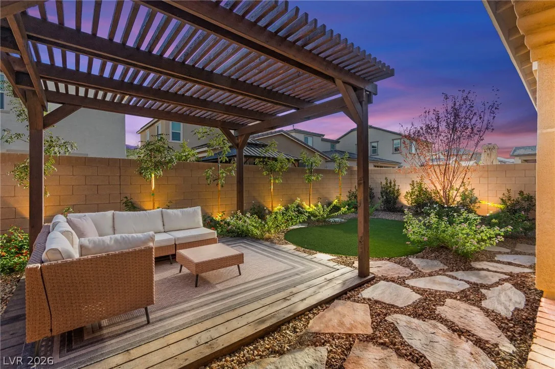 9881 West Meranto Avenue — photo 5