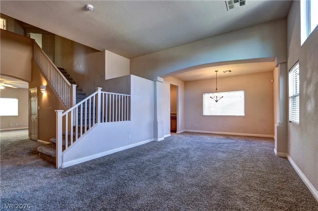 10532 Brownsville Avenue — photo 4