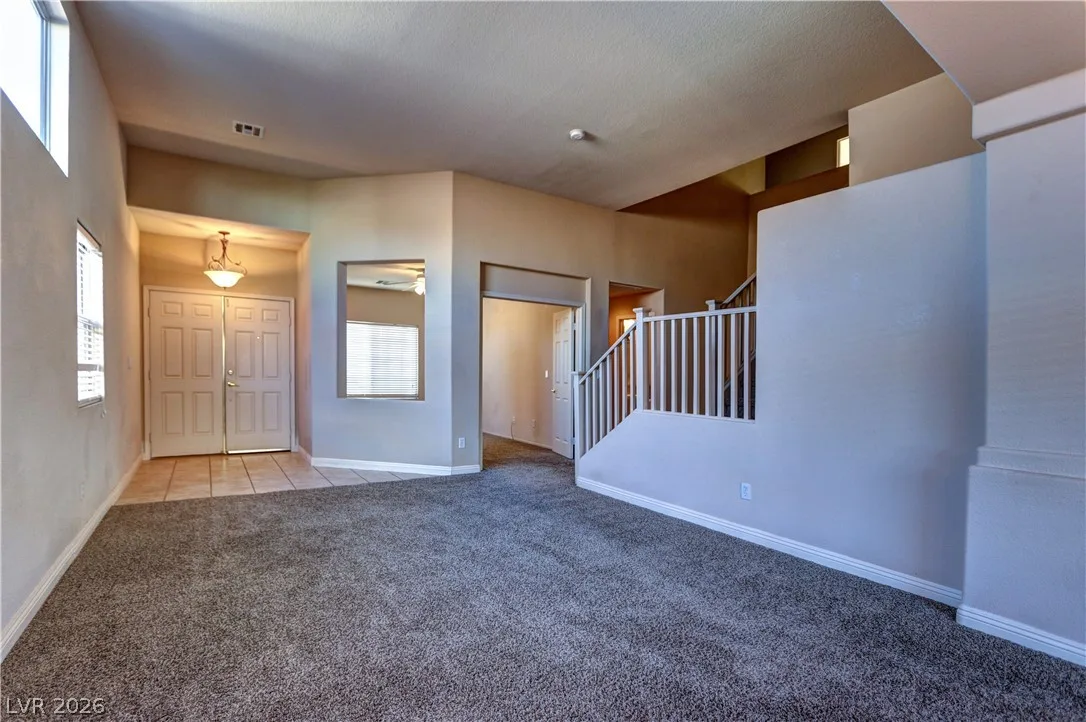 10532 Brownsville Avenue — photo 5