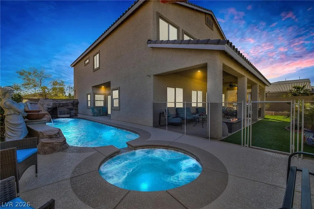 1696 Moss Canyon Avenue — photo 3