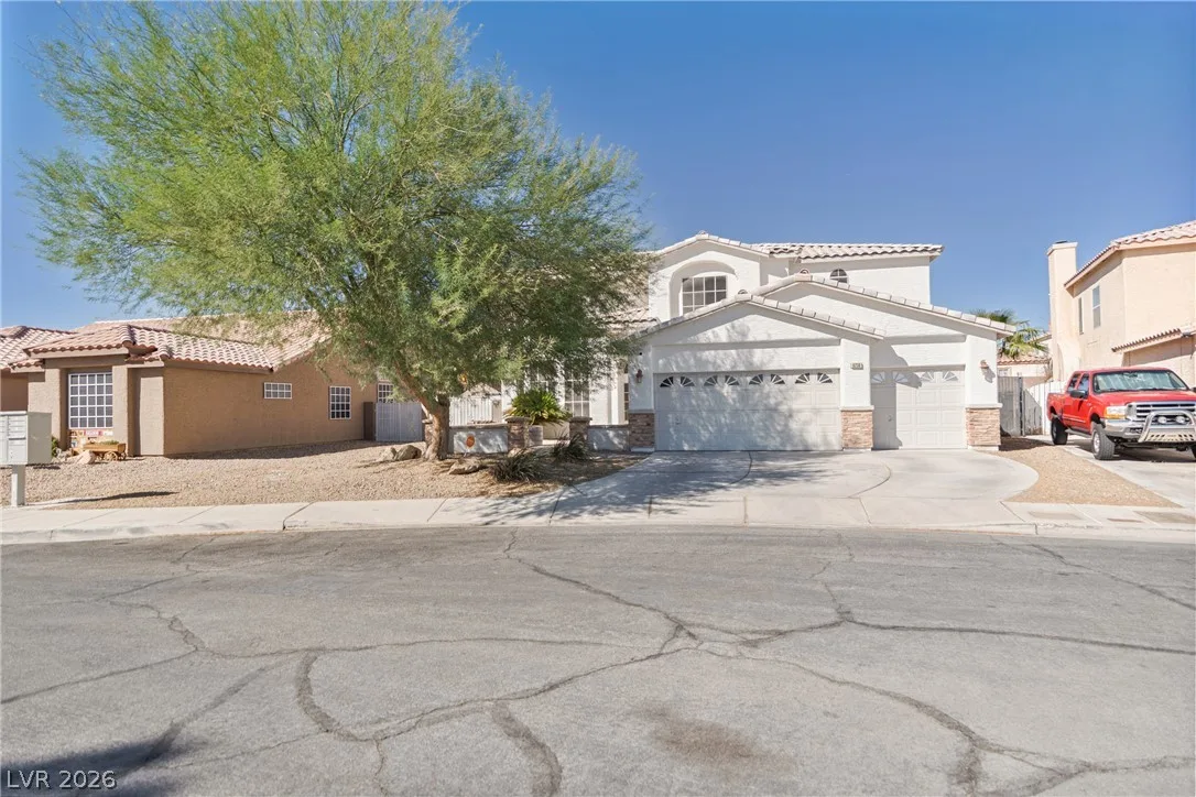 6236 Desert Haven Road — photo 1
