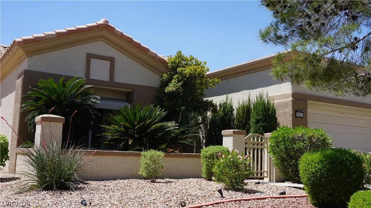 9341 Villa Ridge Drive — photo 2