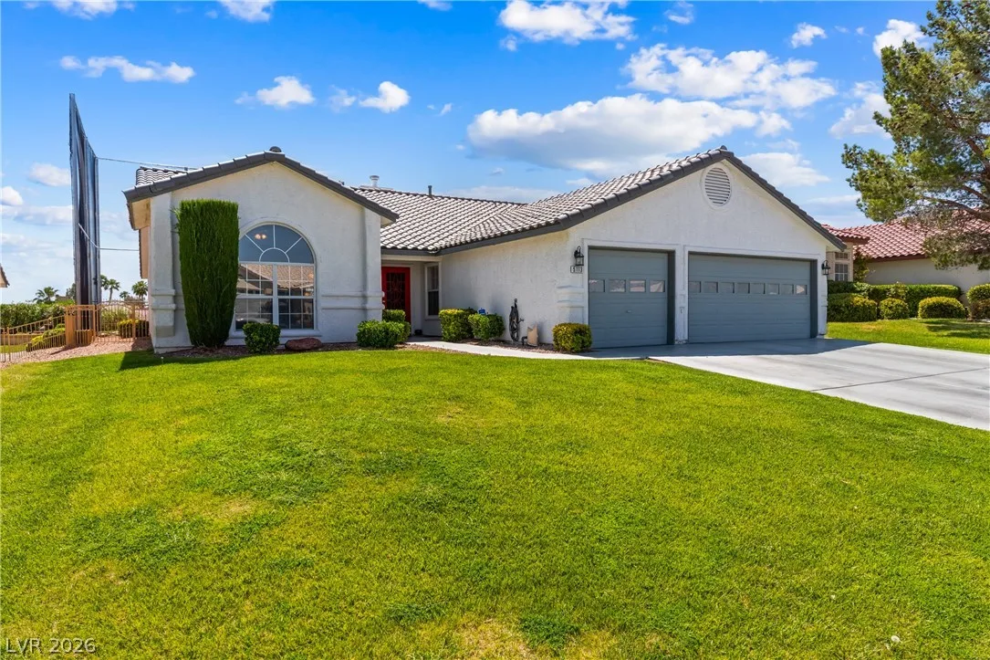 5113 Elm Grove Drive — photo 1