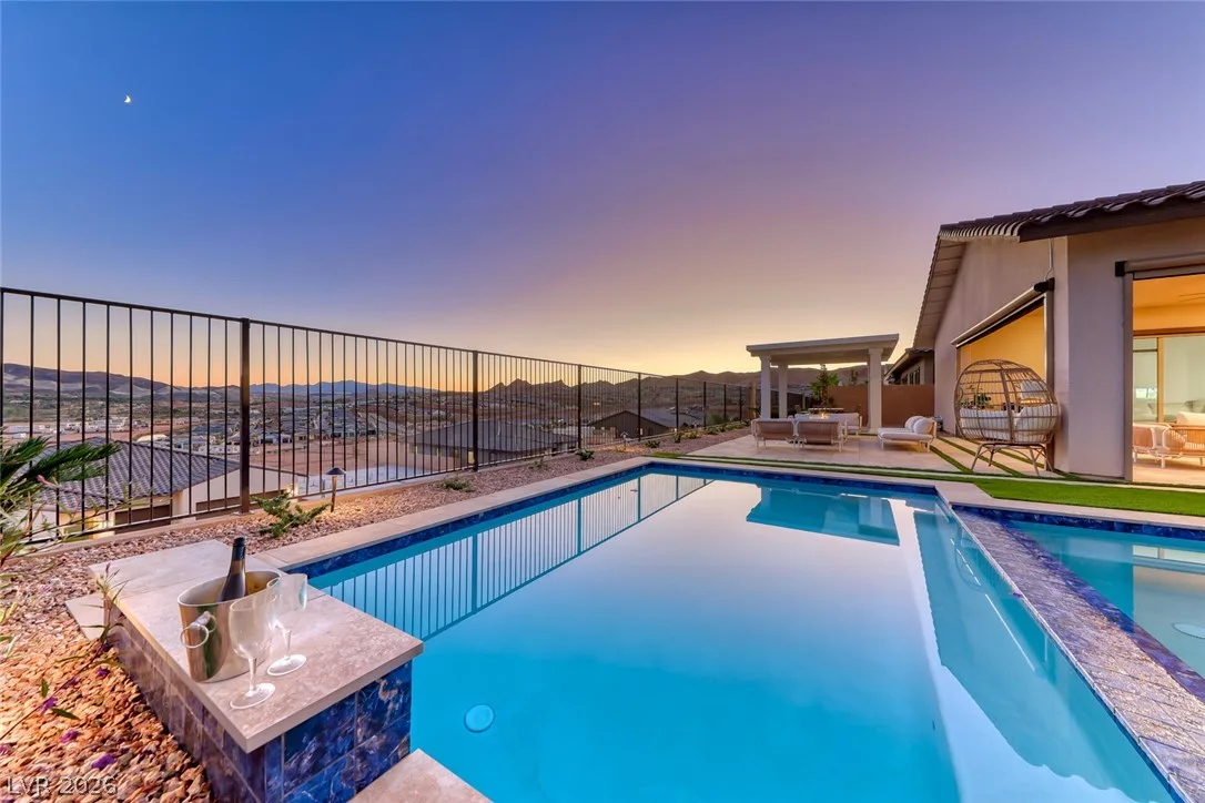 375 Portus Delphini Court — photo 1