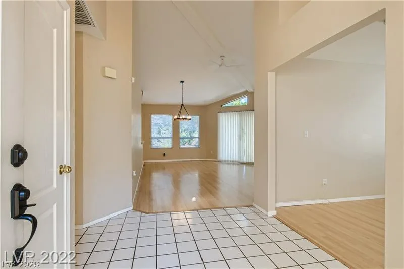 7272 Vista Bonita Drive — photo 4
