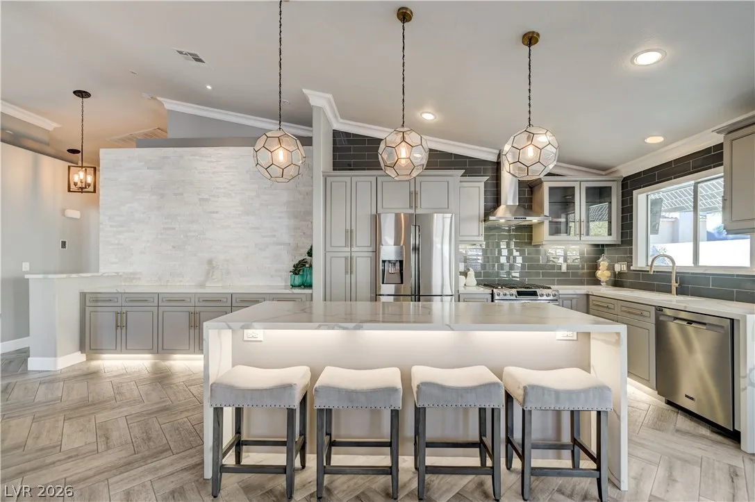 886 Cline Cellars Avenue — photo 2