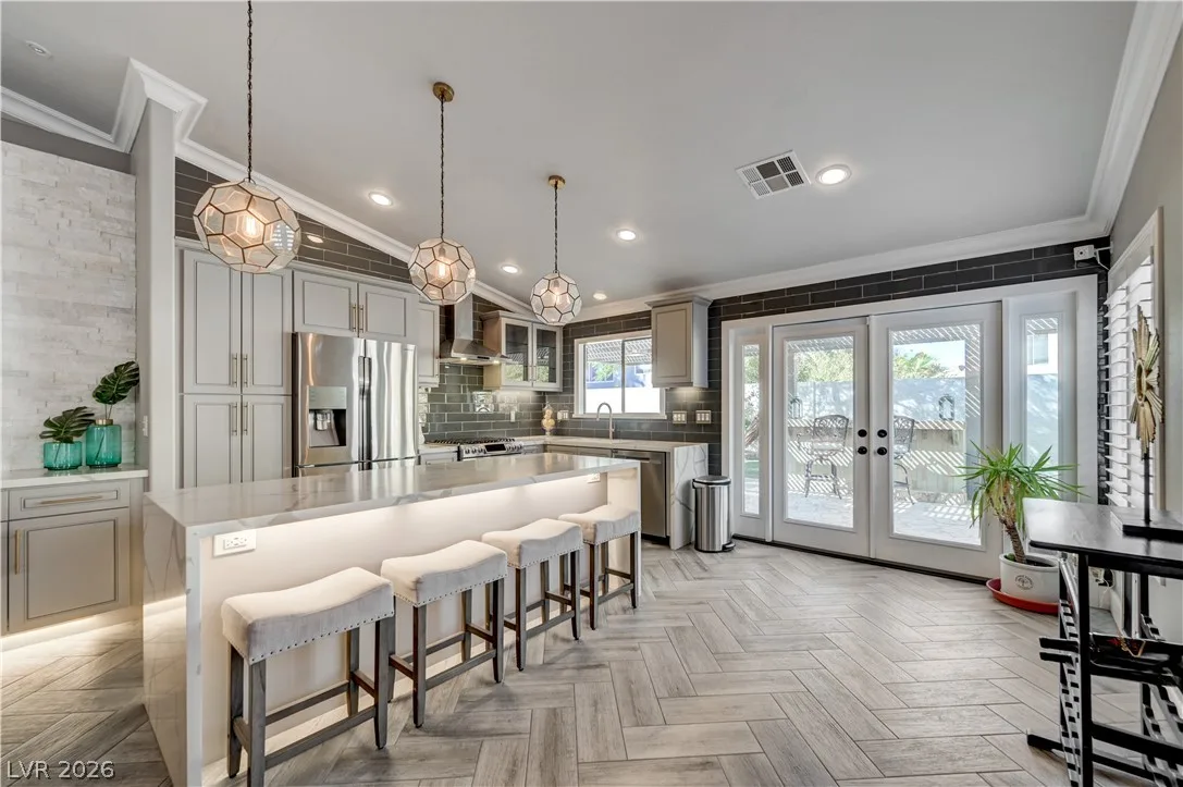 886 Cline Cellars Avenue — photo 3