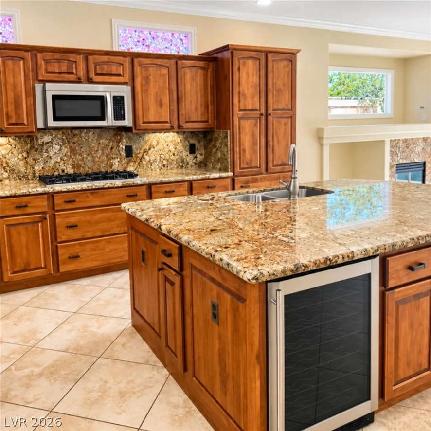 10279 Queensbury Avenue — photo 4