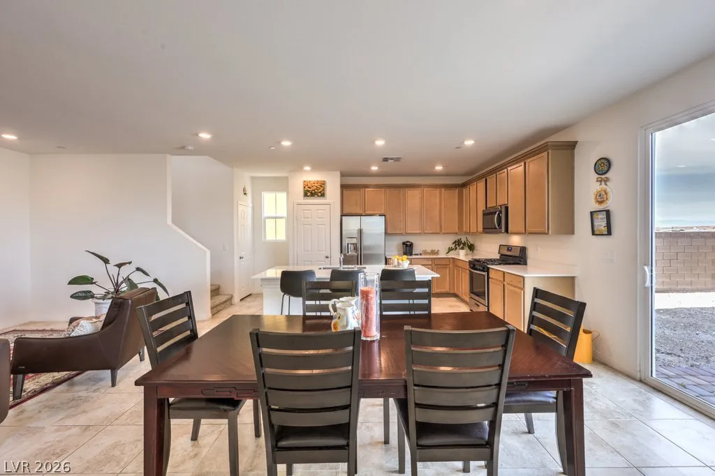 2416 Bellinzona Place — photo 5