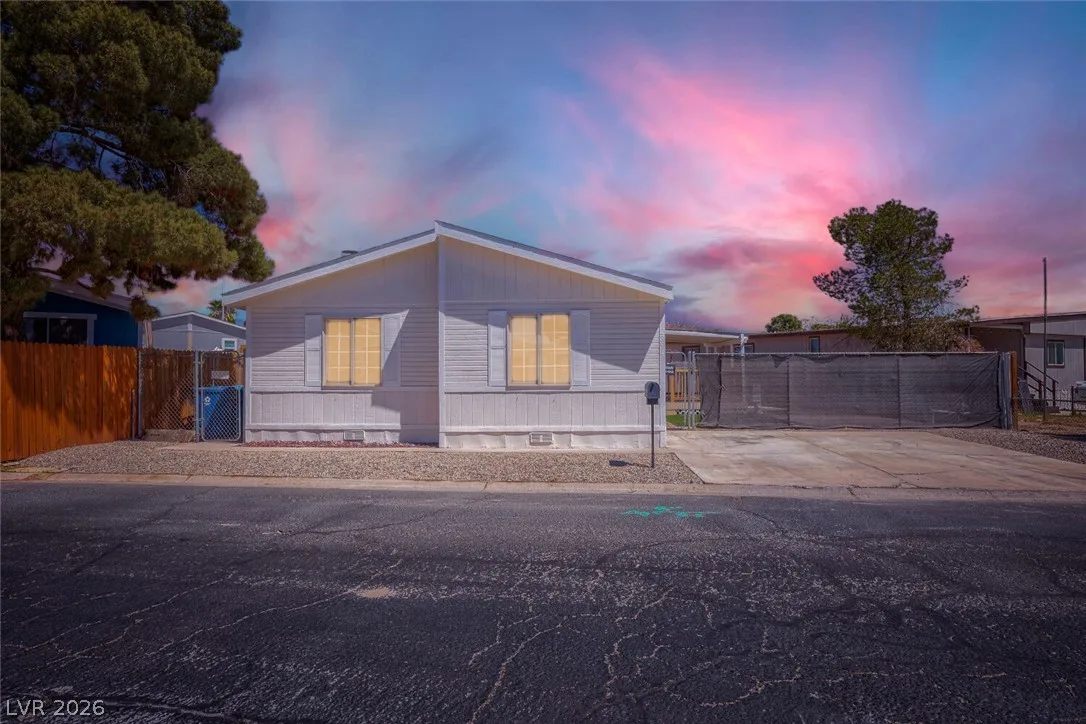 2854 Humboldt Court — photo 1