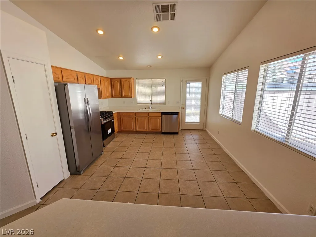 9609 Crystal Ridge Road — photo 5