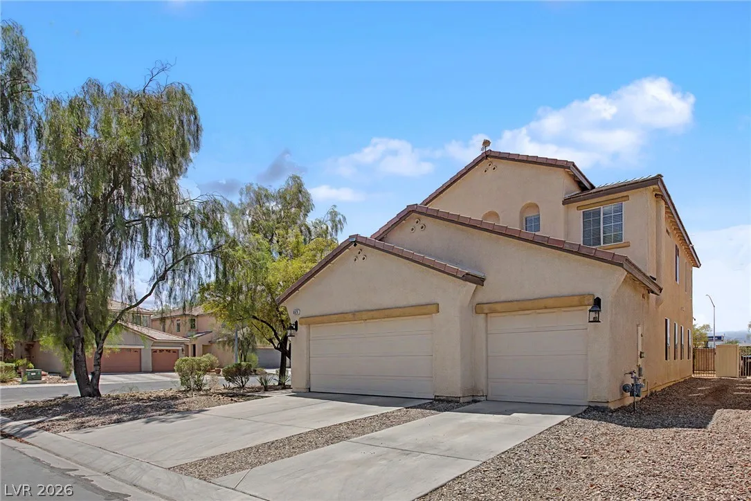 6025 Glenborough Street — photo 3