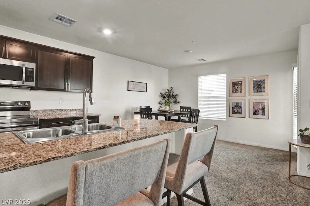 7014 Spicy Merlot Street — photo 3