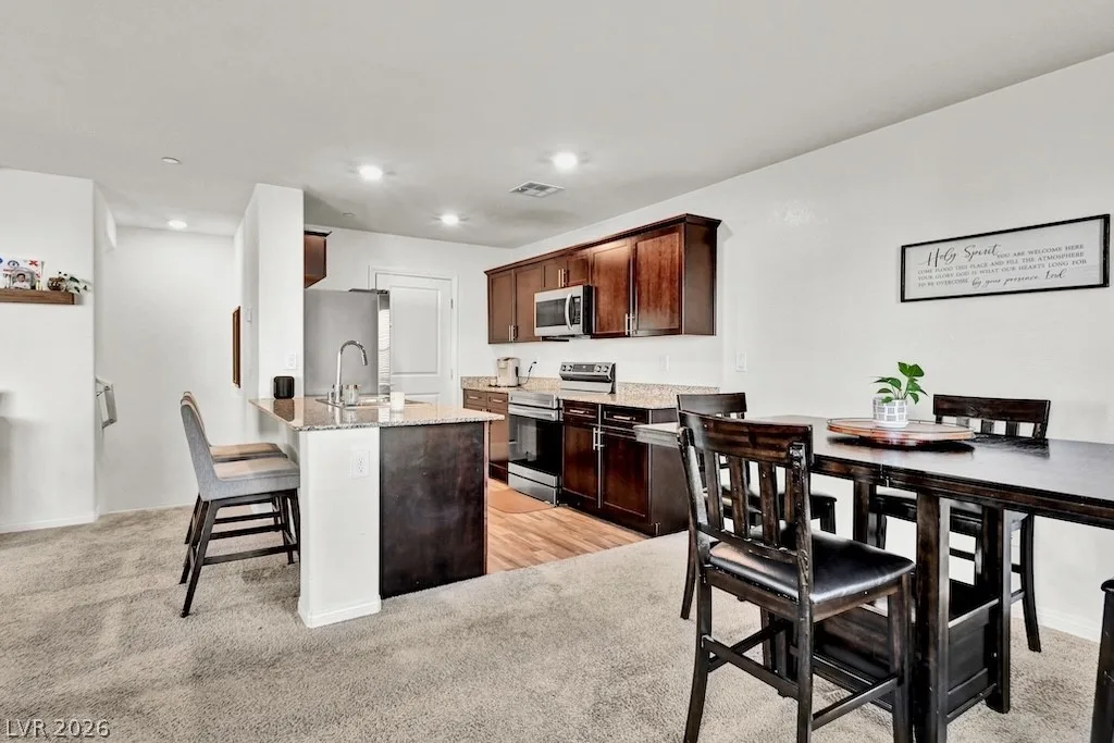 7014 Spicy Merlot Street — photo 4