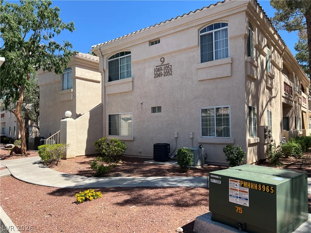 7400 West FLAMINGO Road 1050 — photo 1