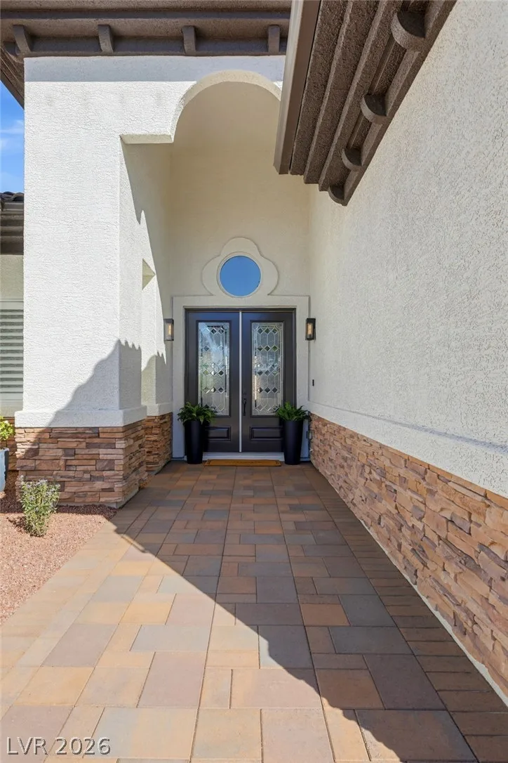 210 Torrey Morgan Way — photo 3