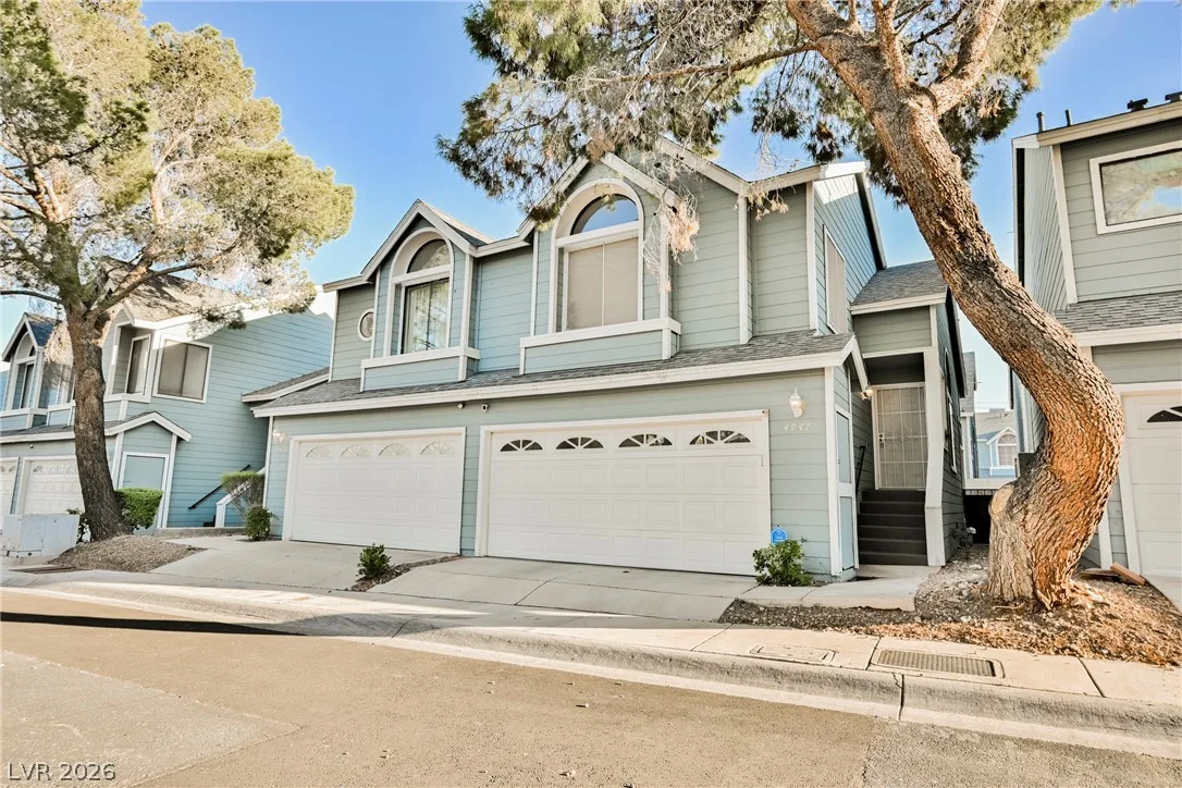 4947 Strauss Drive — photo 2